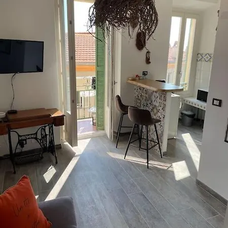 Chez Milo, Plages & Centre Apartment *
